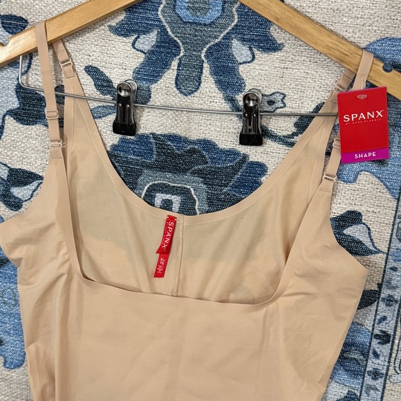Spanx Thinstincts Open Bust Mid-Thigh Bodysuit Soft Nude XL - Picture 3 of 12